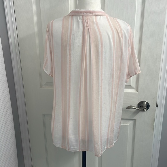 Cloth & Stone Anthropologie Short Sleeve Button Up Collar Pink & White Stripe - Picture 5 of 11